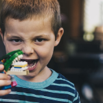 Tips Menghadapi Anak Yang Takut Saat Berada Di Ketinggian Panduan Lengkap Untuk Orang Tua Dan Pendidik